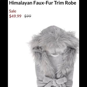 💗NWT! NEW!! PBT Himalayan Faux Fur Robe!💗